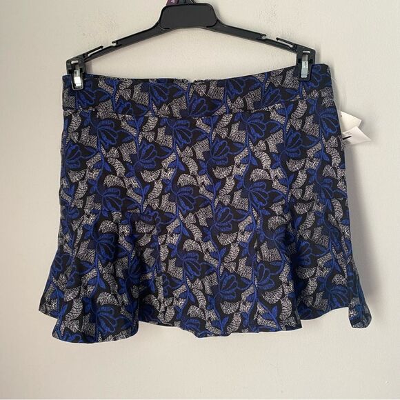 Aqua Women’s Mini Floral Skirt size S - Picture 1 of 3